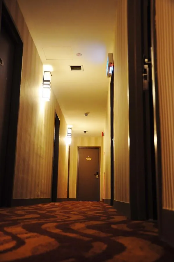 ***  Hotel Zamburger Victory City Malaysia